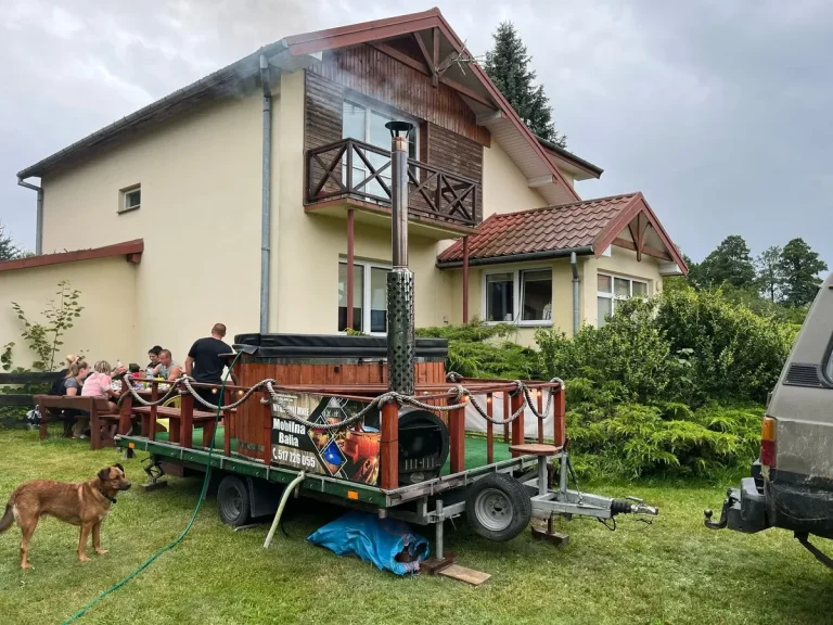 Wynajem mobilnej bani Okuninka 0008 Spływy kajakowe Bugiem