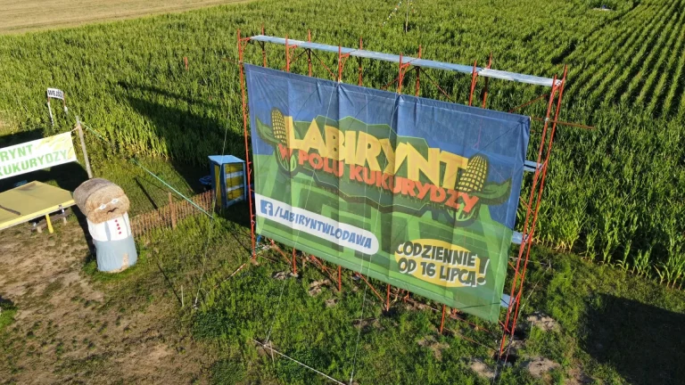 labirynt w polu kukurydzy 00002 Spływy kajakowe Bugiem